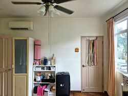 Flora Road (D17), Terrace #463038971